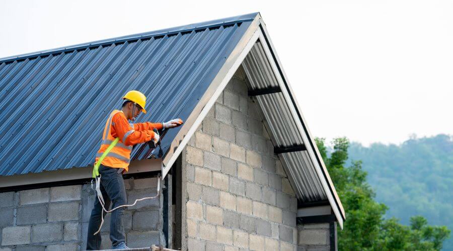 Expert top industrial roofings services in Crothersville, IN